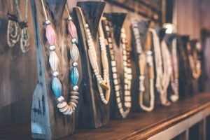 Read more about the article How to sell your handicrafts in the international arena │How to sell handmade products online