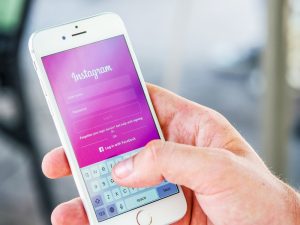 Read more about the article Top 10 Industries That Can Grow More Using Instagram Marketing